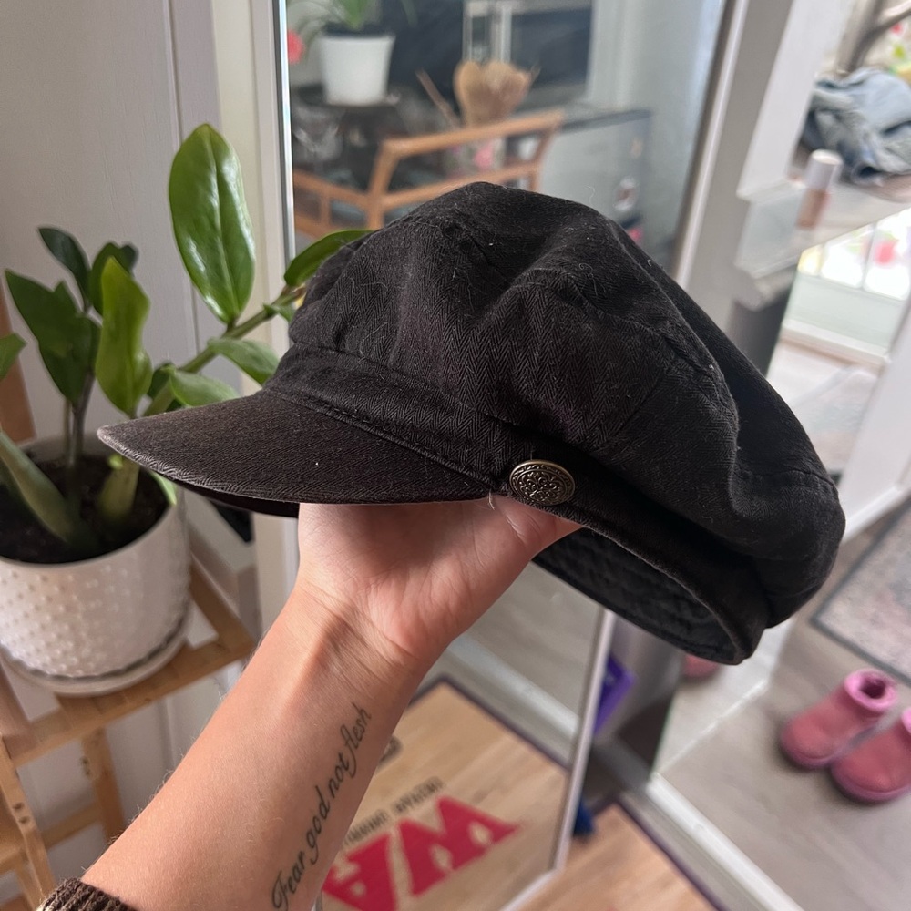 Pacsun Black Newsboy Cap